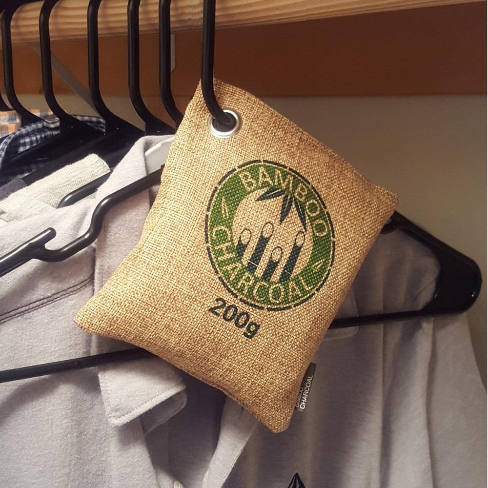 ナチュラルズ竹炭バッグ無毒の空気清浄機ガスDeodorizer.jpg Naturals Bamboo Charcoal Bag Non-toxic Air Freshener Gas Deodorizer.jpg