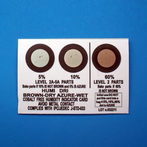 シリカゲル中の含水量を表示するためのHIC